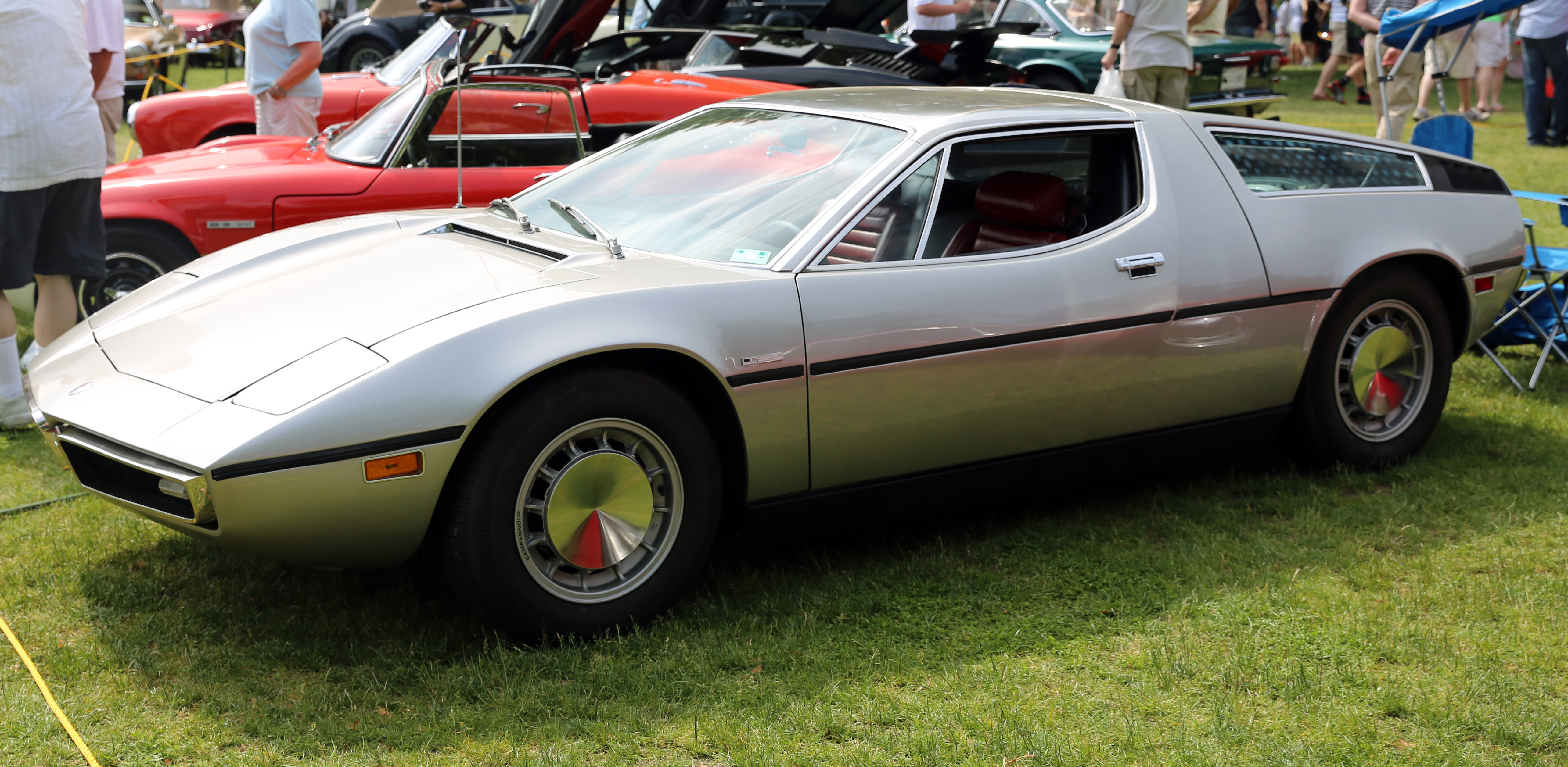 1973_Maserati_Bora_in_Greenwich.jpg