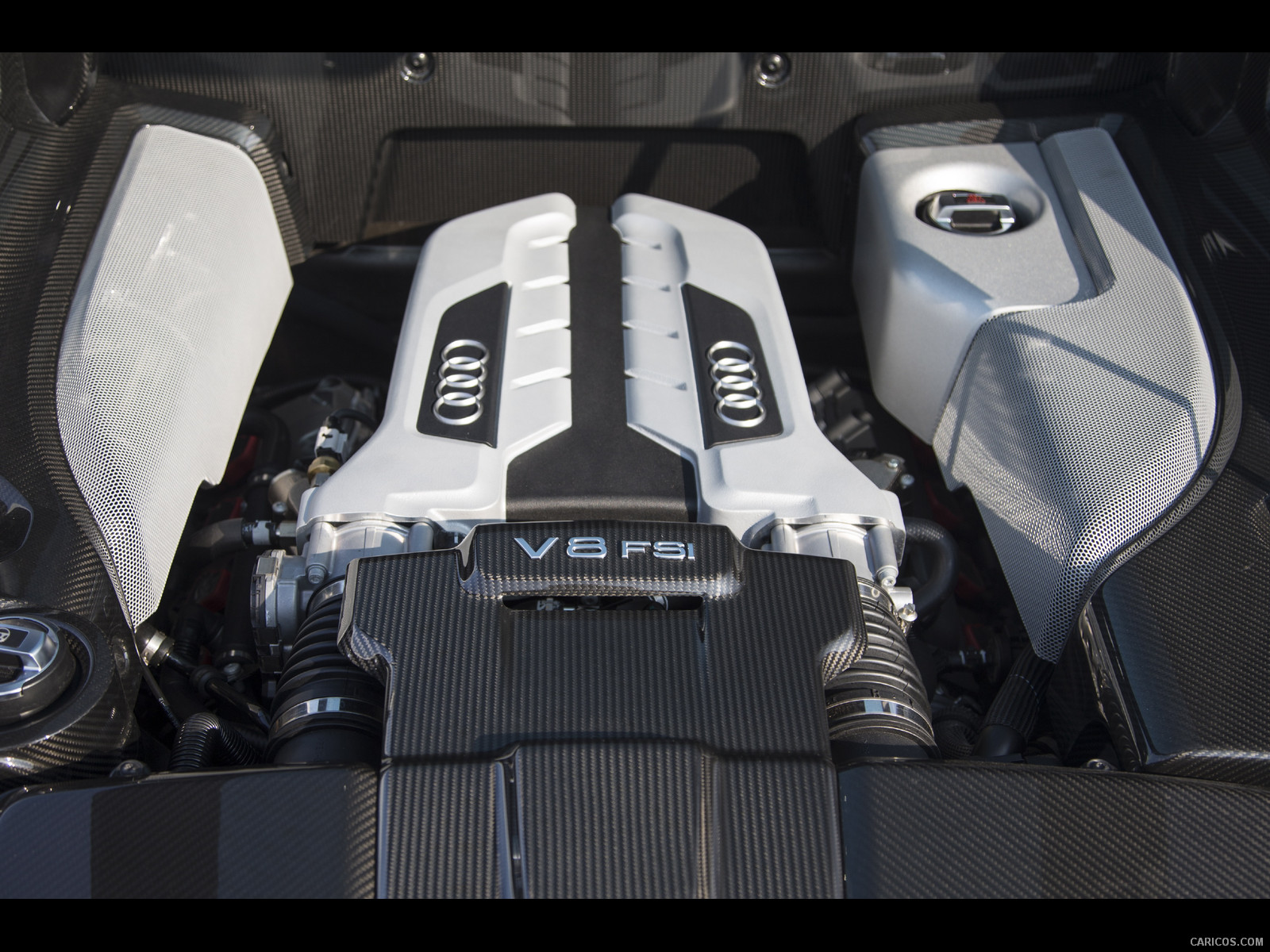 Audi_R8_engine.jpg