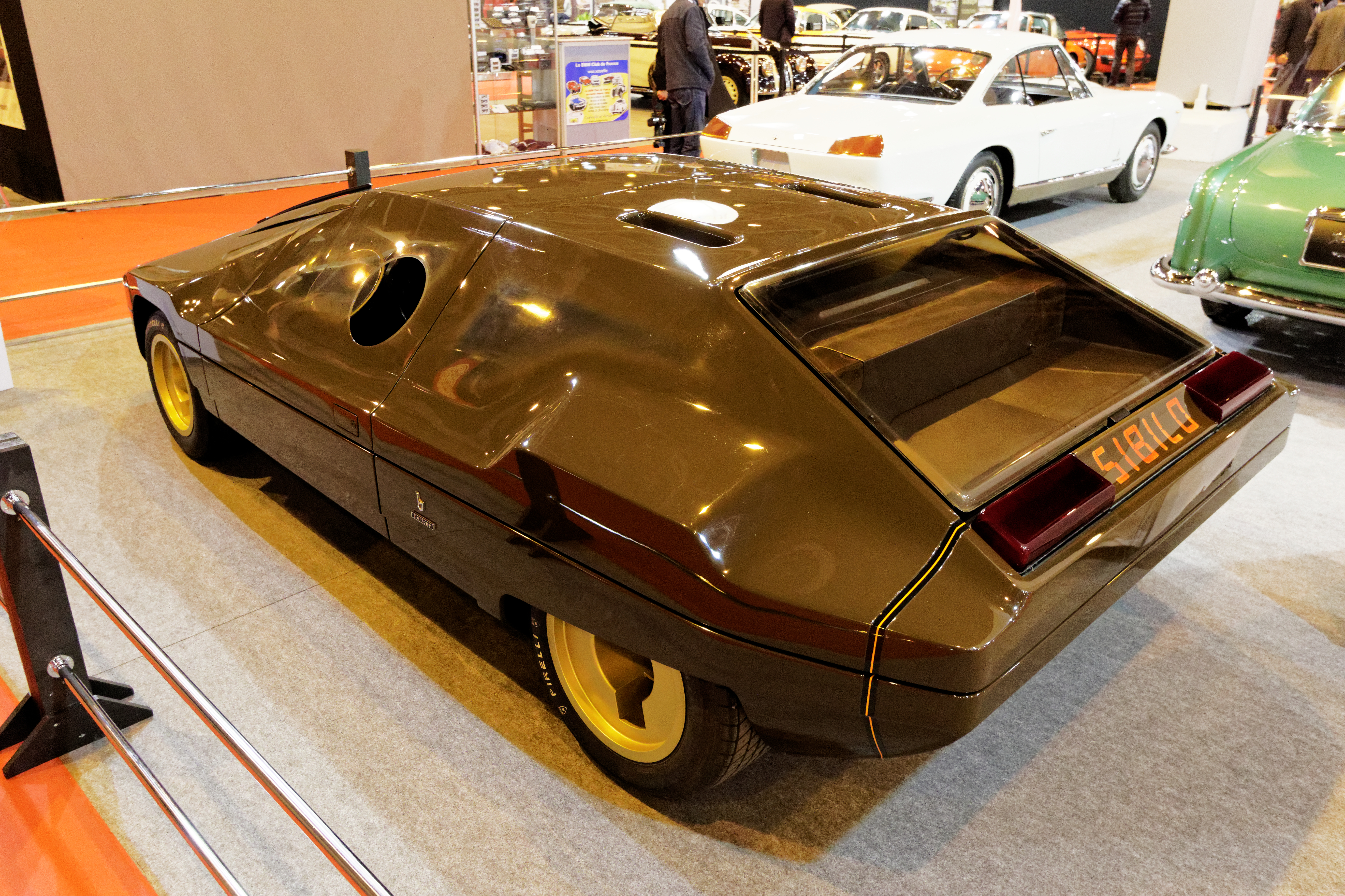 Rétromobile_2015_-_Lancia_Sibilo_Bertone_-_1978_-_003.jpg